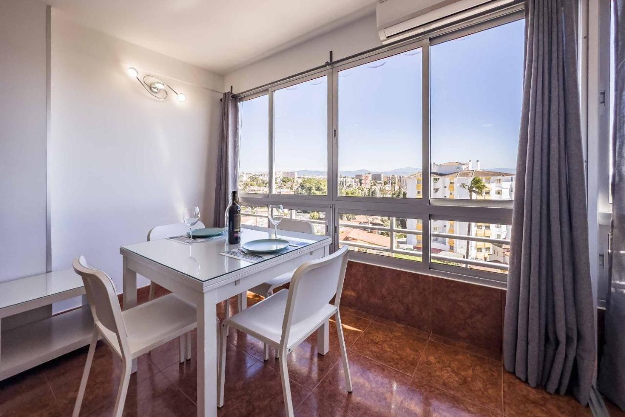 Apartamento Acogedor, Terraza, Piscina Y Mar Benalmádena Buitenkant foto