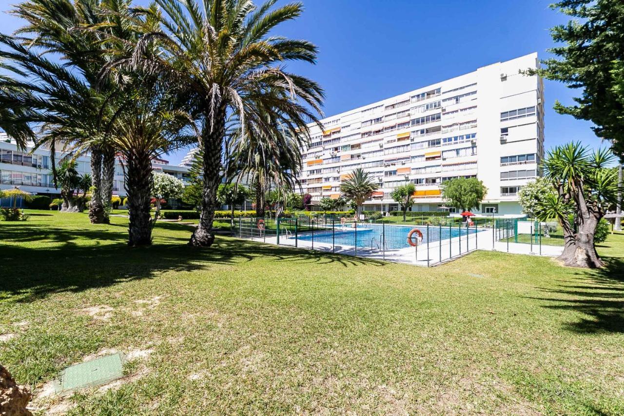 Apartamento Acogedor, Terraza, Piscina Y Mar Benalmádena Buitenkant foto