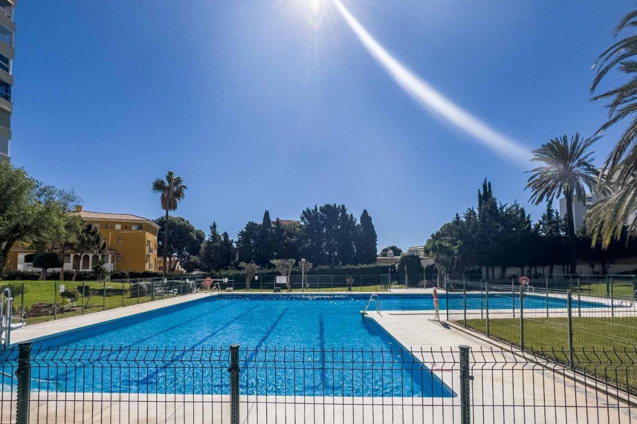 Apartamento Acogedor, Terraza, Piscina Y Mar Benalmádena Buitenkant foto